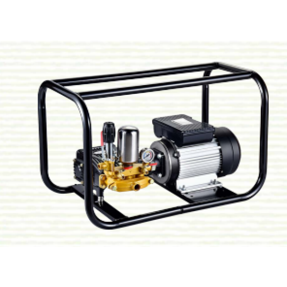 26 pumps directly connected to the sprayer